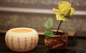 对治恶境：黄忠昌居士遭遇的两个小故事